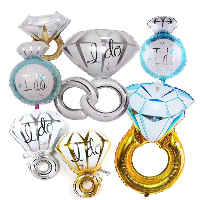 Fóliový balónek se zásnubním prstenem